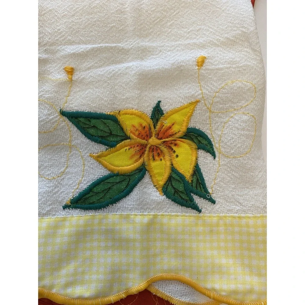 HAND-APPLIQUED EMBROIDERED‎ PILLOWCASE 2 Yellow Flower 14